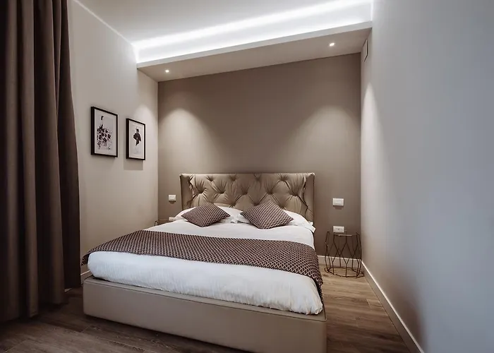 Estella Luxury Torino