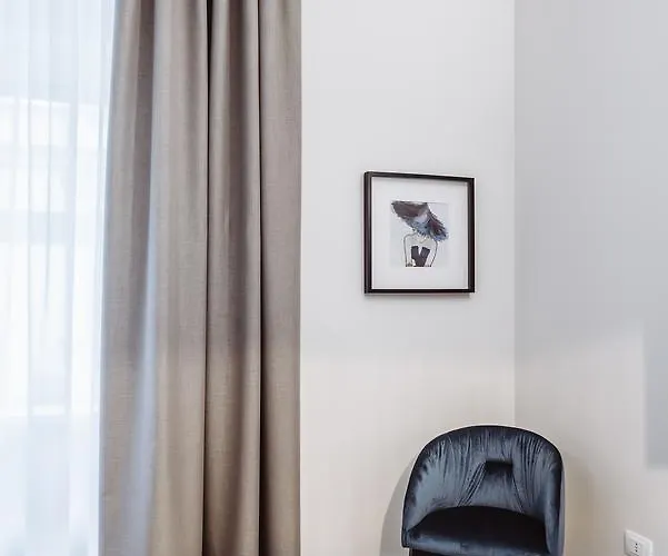 Estella Luxury