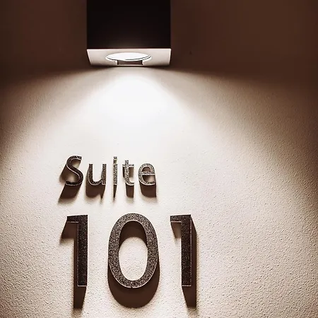 Estella Luxury * Turin