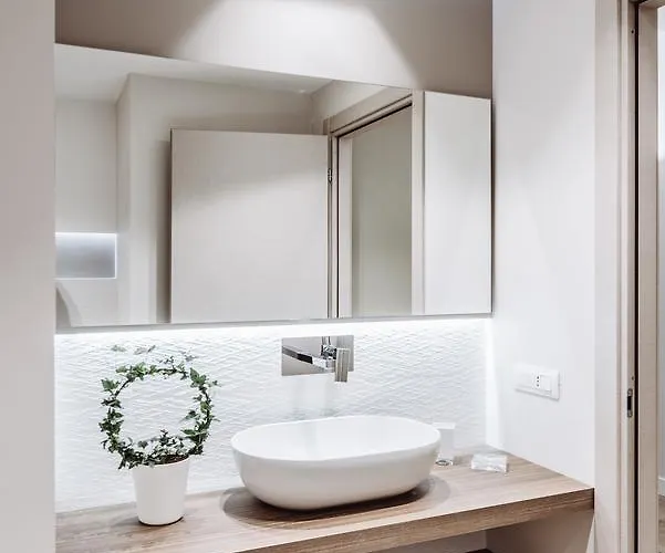 Estella Luxury * Turin